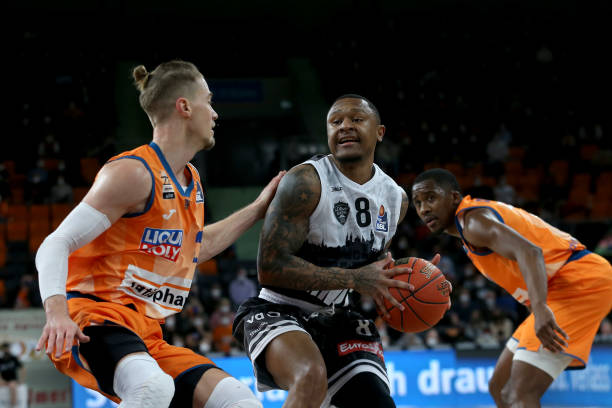 整体而言 整体而言